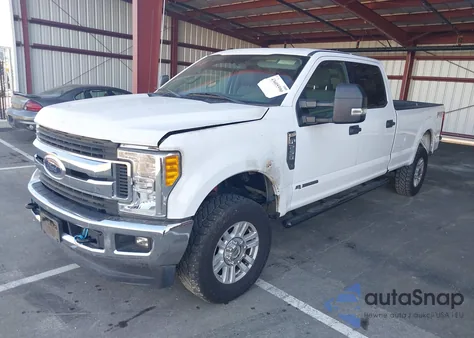 2017 Ford F-250 Xlt из США, поврежденный, VIN 1FT7W2BT4HEE26465